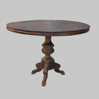 Alter, runder Tisch d115