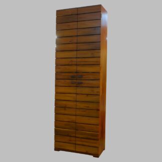 Hoher Schrank, viertürig, Teak