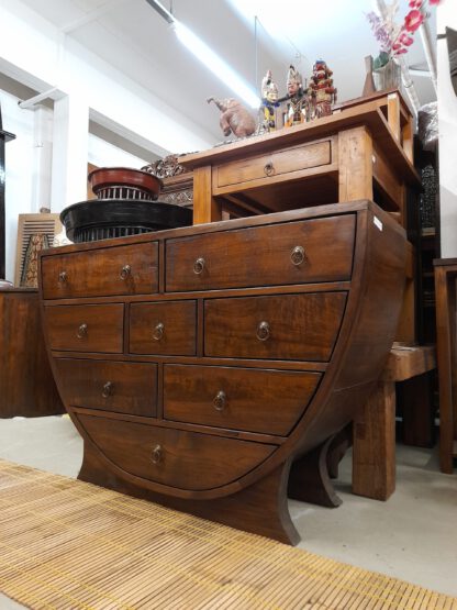 `SALATIGA´ Halbrunde Kommode aus altemTeakholz, 120x82x40cm