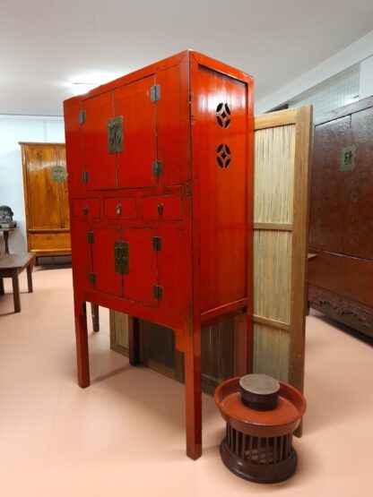 Asia-Schrank rot antik chic – Bild 3